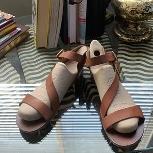 Jocelyn Ankle Sandals